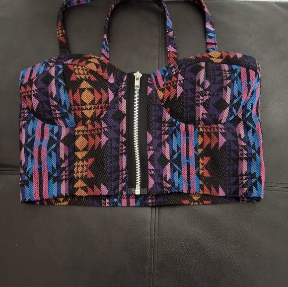 Top - Picture 3 of 3